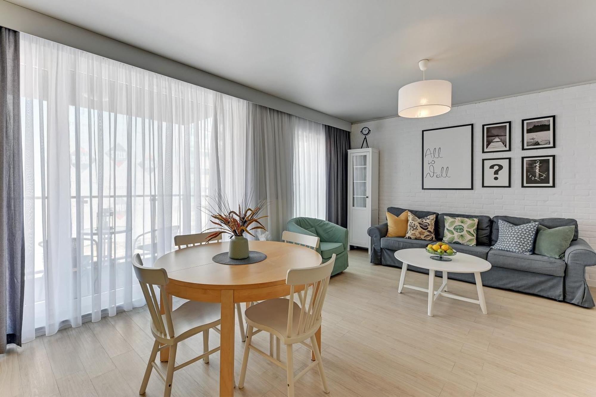Chmielna Park - City Center & Parking By Downtown Apartments غدانسك الغرفة الصورة