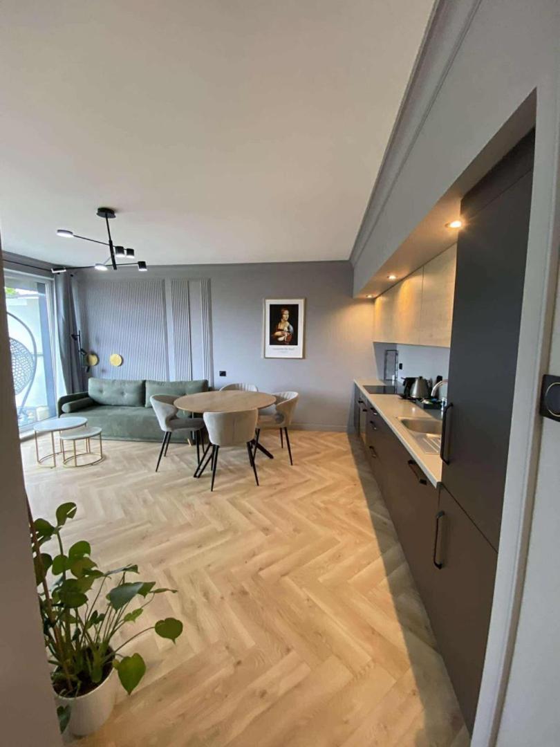 Chmielna Park - City Center & Parking By Downtown Apartments غدانسك الغرفة الصورة